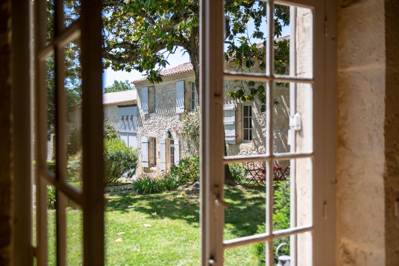 Maison Le Sèpe - Vignoble et Maison d'hôtes Sainte-Radegonde (Gironde) Exterior foto