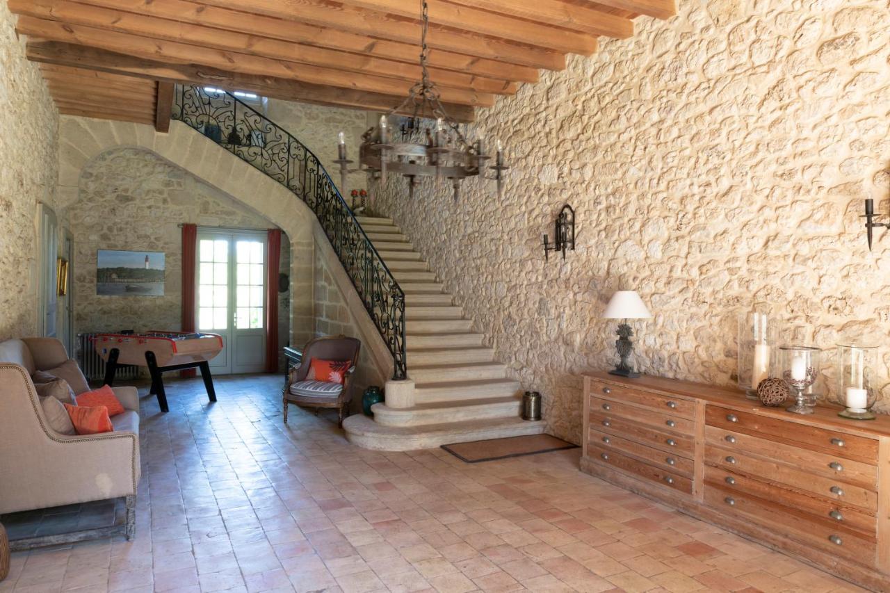 Maison Le Sèpe - Vignoble et Maison d'hôtes Sainte-Radegonde (Gironde) Exterior foto