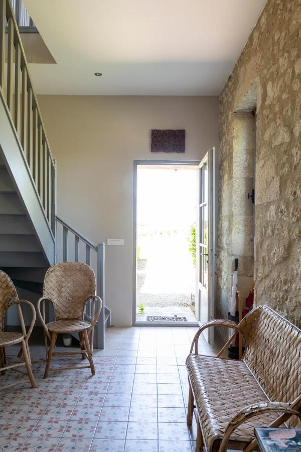 Maison Le Sèpe - Vignoble et Maison d'hôtes Sainte-Radegonde (Gironde) Exterior foto